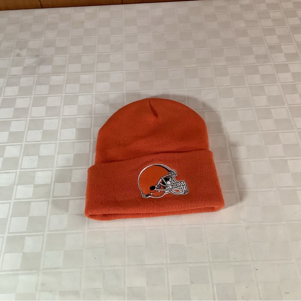 Vibrant Orange Knit Hat with Cuffed Design and Cleveland Browns football helmet